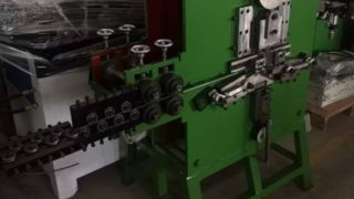 Automatyczna maszyna do formowania haków